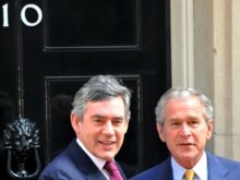 U.K. -- Prime Minister Gordon Brown with US President George W. Bush (R) in London, 16Jun2008