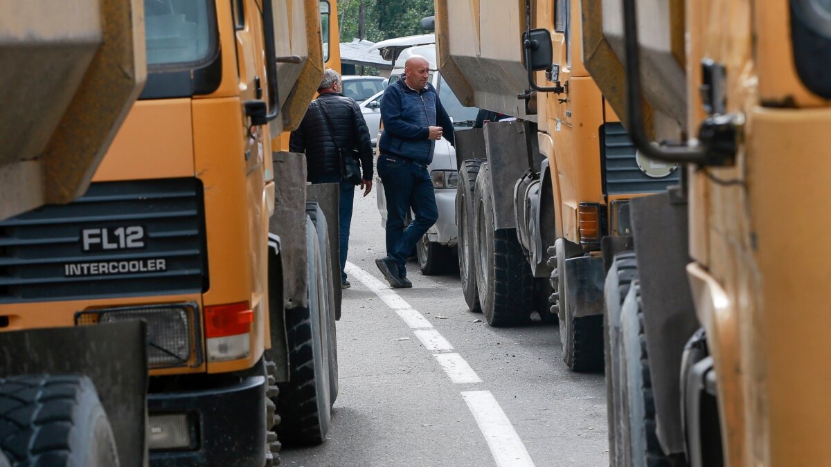 NATO Led Force In Kosovo Steps Up Patrols Near Border With Serbia