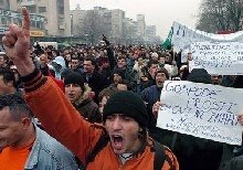 Macedonian muslims chant slogans during a rally in front of the Danish consulate in Skopje, Macedonia, 10 Feb. 2006