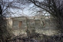 Ukraine - Chornobyl - Abandoned homes at the Chornobyl nuclear power plant's 30km exclusion zone, 19 Apr. 2006
