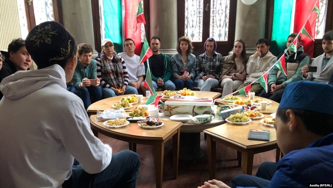 Истанбулда Татарстан Конституциясе көне уңаеннан очрашу, 6 ноябрь 2022
