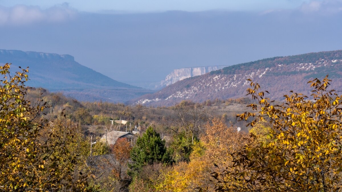 Высокое (Керменчик) – крымское село под горой Кермен-Баир (фотогалерея)