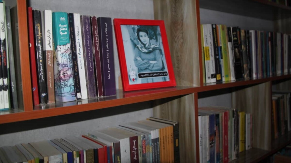 Afghans Honor Victims Of Education Center Attack With Books - Vimarsana News