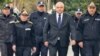 Служебният вътрешен министър Иван Демерджиев заедно с полицаи. Снимката е илюстративна. 