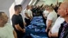Srpski pripadnici policije na severu Kosova skinuli su uniforme simbolično nakon odluke predstavnika Srba sa severa da napuste kosovske institucije. Kosovo, Zvečan, 5. novembar 2022.