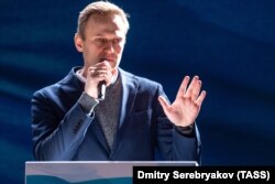 Russian opposition activist Aleksei Navalny (file photo)