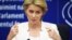 Ursula von der Leyen este criticată nu doar pentru rigiditatea angajamentului de a avea jumătate din comisari femei ci și pentru lentoarea ei în procesul de repartizare a portofoliilor Comisiei