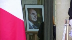 Парижани віддають шану колишньому президентові Франції Жаку Шираку – відео