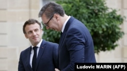 Francuski predsednik Emanuel Makron sa predsednikom Srbije Aleksandrom Vučićem u Parizu, 10. novembar 2022.