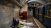 У Києві зупинилося метро, є проблеми з водопостачанням