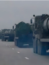 Колона російської техніки з пусковими контейнерами для ЗРК С-300 у Криму
