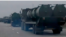 Колонна российской техники с пусковыми контейнерами для ЗРК С-300 в Крыму