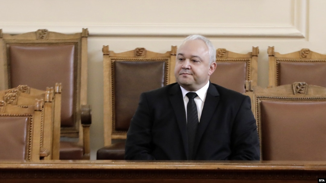 Служебният вътрешен министър Иван Демерджиев, 10 ноември