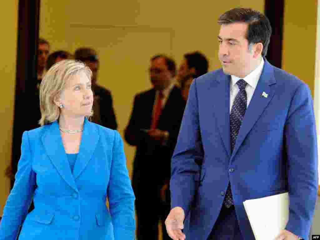 Михаил Саакашвили и Хиллари Клинтон