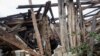 Ukraynada dağıdılmış evin sakini
