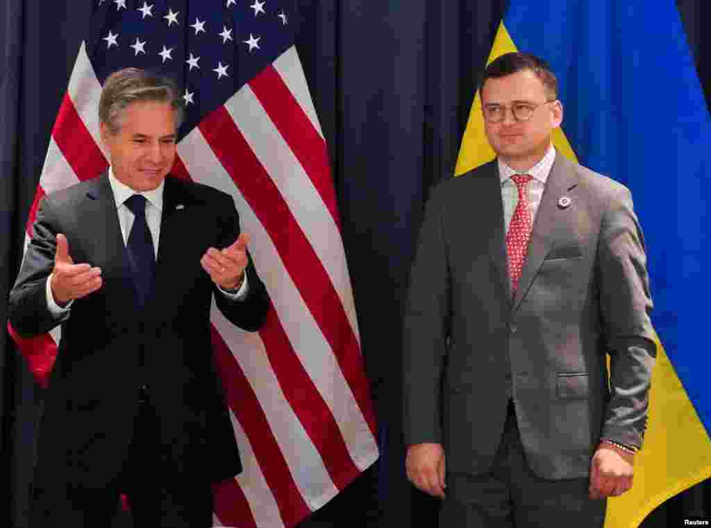САД -&nbsp;Американскиот државен секретар Ентони Блинкен денеска им честиташе на граѓаните на Албанија за 110-годишнината од независноста и 100-годишнината од американско-албанските дипломатски односи и широкото, силно партнерство.
