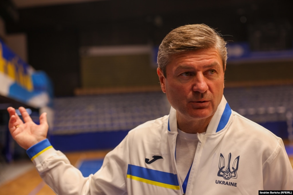 Oleksander Kosenko, trajneri i kombëtares ukrainase në futsall.