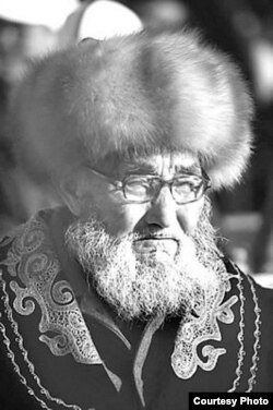 Жусуп Мамай (1918-2014) - Кыргыз Республикасынын Баатыры.