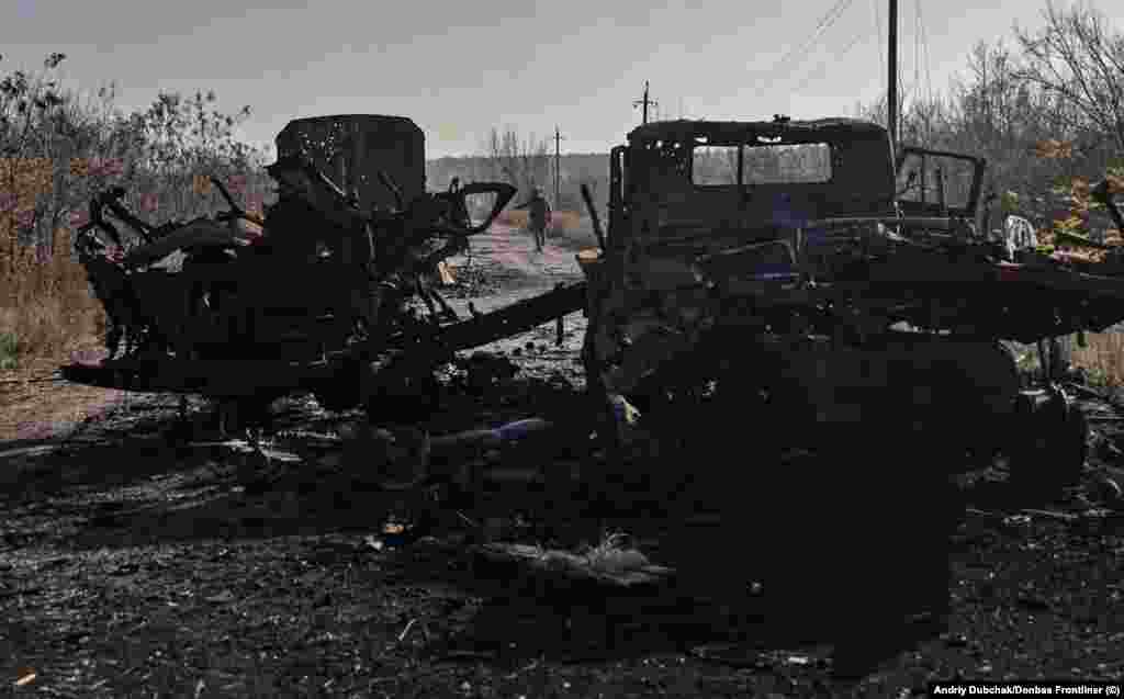 Destroyed vehicles sit on a road near Snihurivka.&nbsp; A highly public announcement of Russia&#39;s pullout from most of Kherson left some Ukrainian commanders suspicious of a possible trap, but the November 11 destruction of the crucial main bridge of the city and the relatively easy recapture of villages north of Kherson have revived hopes of an imminent Ukrainian takeover.&nbsp;