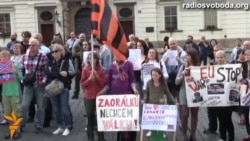 У Чехії ліві мітингують проти «фашизму в Україні»