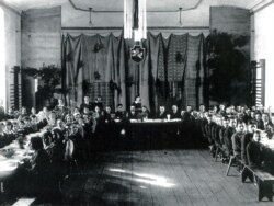 Святкування річніці БНР у Вільні (тоді Польща) в білоруській гімназії, 1935 рік