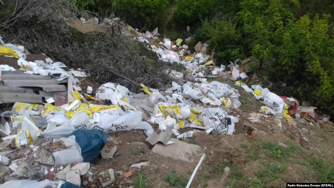 Илустрација: Дива депонија во Скопје. 