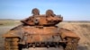Журналисты Reuters нашли в Донбассе сгоревшие российские танки