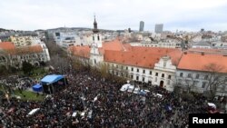 Slovakiyada Ján Kuciak-ın öldürülməsindən sonra etiraz yürüşü