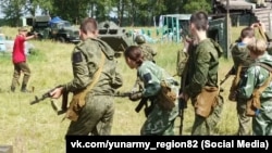 Дзеці ў анэксаваным Крыме. Архіўнае фота
