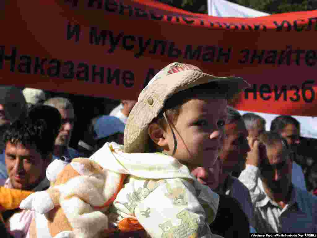 Ukraine -- Meeting of movement Hizb-ut-Tahrir against "insult of Islam" in Simferopol, 27Sep2012