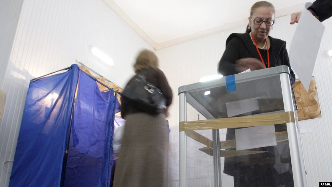 The most significant of the opposition's proposals focused on how the parliament is elected. 