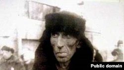 "125 блокадных грамм с огнем и хлебом пополам" - страшный символ без малого 900 дней людских страданий. Забывать о таком нельзя