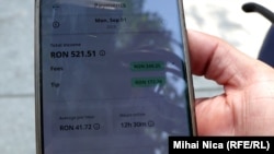 Un livrator din București arată câți bani a obținut după o zi de lucru: 521 de lei, brut, din care statul poate reține aproximativ o treime.