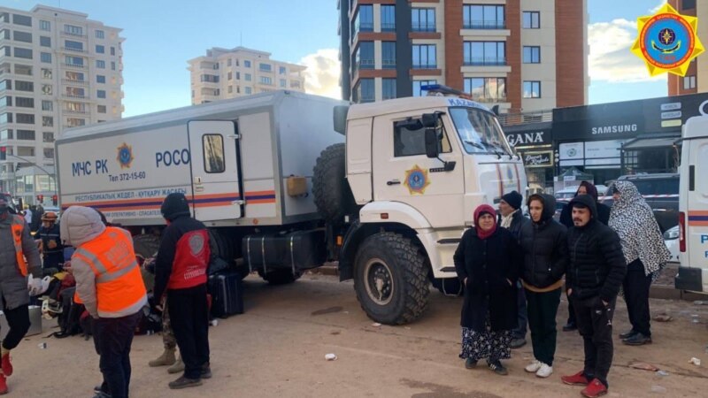 Казахстан выделит Турции миллион долларов на экстренную помощь после землетрясения