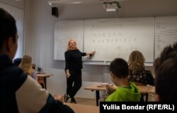 Урок чеської мови для українських біженців, Прага