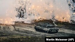 Німеччина хоче, щоб Швейцарія продала частину танків виробнику Rheinmetall, що дозволить замінити танки, які Німеччина та інші країни Євросоюзу поставили в Україну