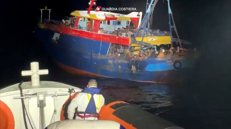 Deset migranata utopilo se u blizini Lampeduse, među njima tri žene i beba
