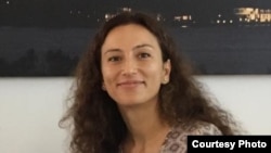 Expertul antidiscriminare Cezara David (CRJ) spune că România nu a înregistrat în ultimii ani pași importanți înainte în combaterea discursului urii și a discriminării.