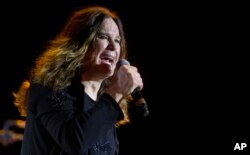  Ози Озбърн в Бразилия през април 2011 година 