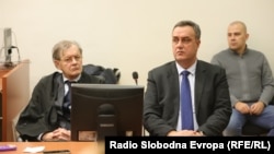 Asim Sarajlić (desno) u sarajevskoj sudnici 10. 2. 2023.