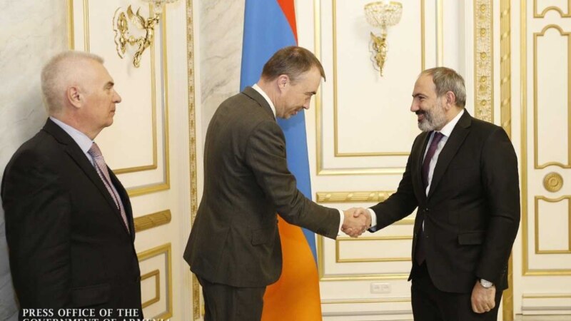 Премьер-министр Армении Никол Пашинян принял Тойво Клаара