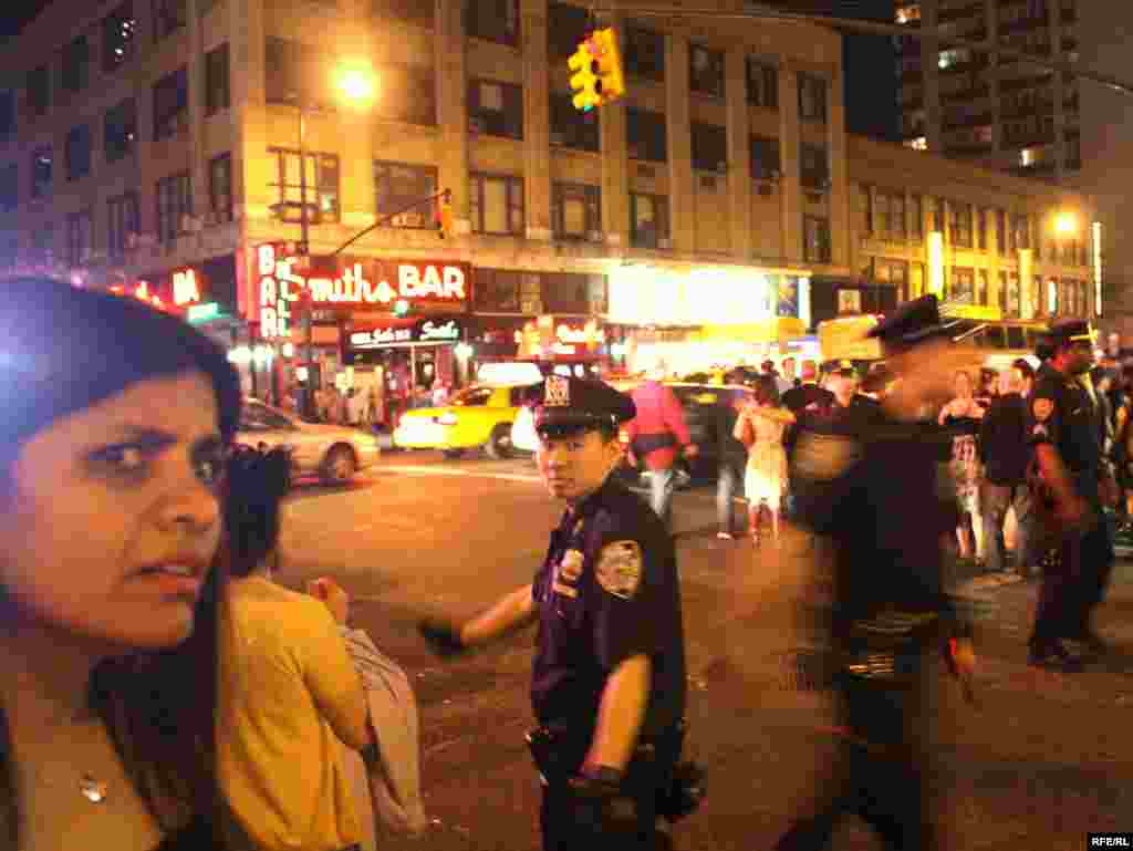 ԱՄՆ - Տեռորիստական հարձակման սպառնալիք՝ Նյու Յորքի Թայմս Սքուեր հրապարակում։ 1-ը մայիսի, 2010թ.