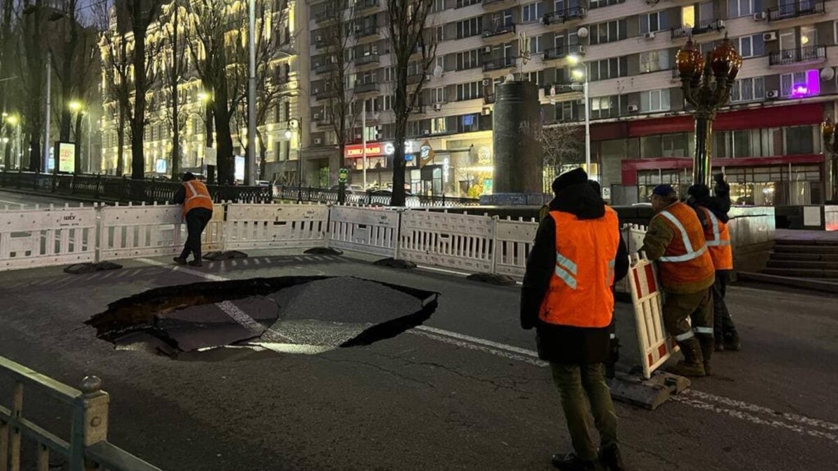 асфальтне покриття на бульварі Шевченка відновили, рух відкритий