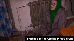 Пенсионерка Галина Иванова в аварийном общежитии Бийского СИЗО