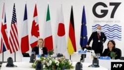 Глави МЗС країн G7, крім загального комюніке про підсумки зустрічі, ухвалили окрему заяву «Про Росію та Україну»