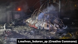 «Комунальники вже розпочали ліквідацію наслідків – закривають вікна листами ОСБ, розчищають територію»