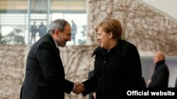 Встреча премьер-министр Армении Никола Пашиняна с канцлером Германии Ангелой Меркель, Берлин, 1 февраля 2019 г. 