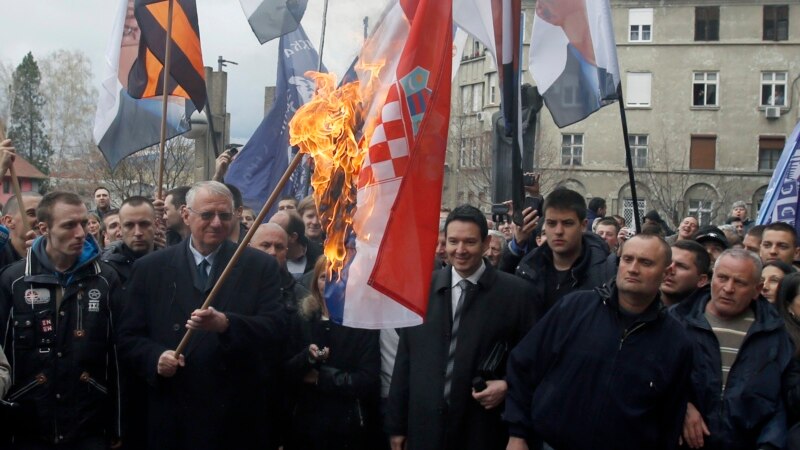 Пленковиќ - Каква осуда на Шешељ за газењето на хрватското знаме, такви односи со Србија