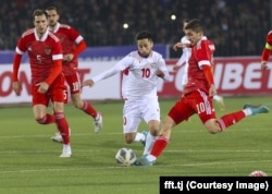 Товарищеский матч между сборными Таджикистана и России.
