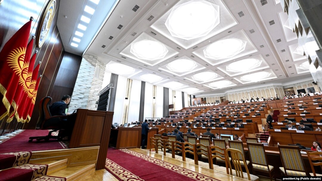 Жогорку Кеңеш. Архивдик сүрөт.